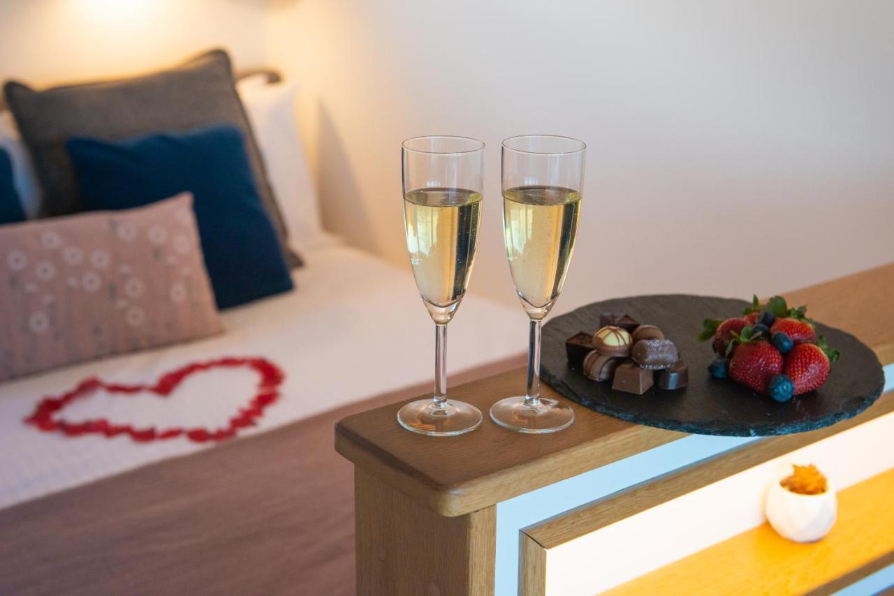 Bonnie Barns - Adults Only Luxury Lodges With Hot Tubs Luss Buitenkant foto