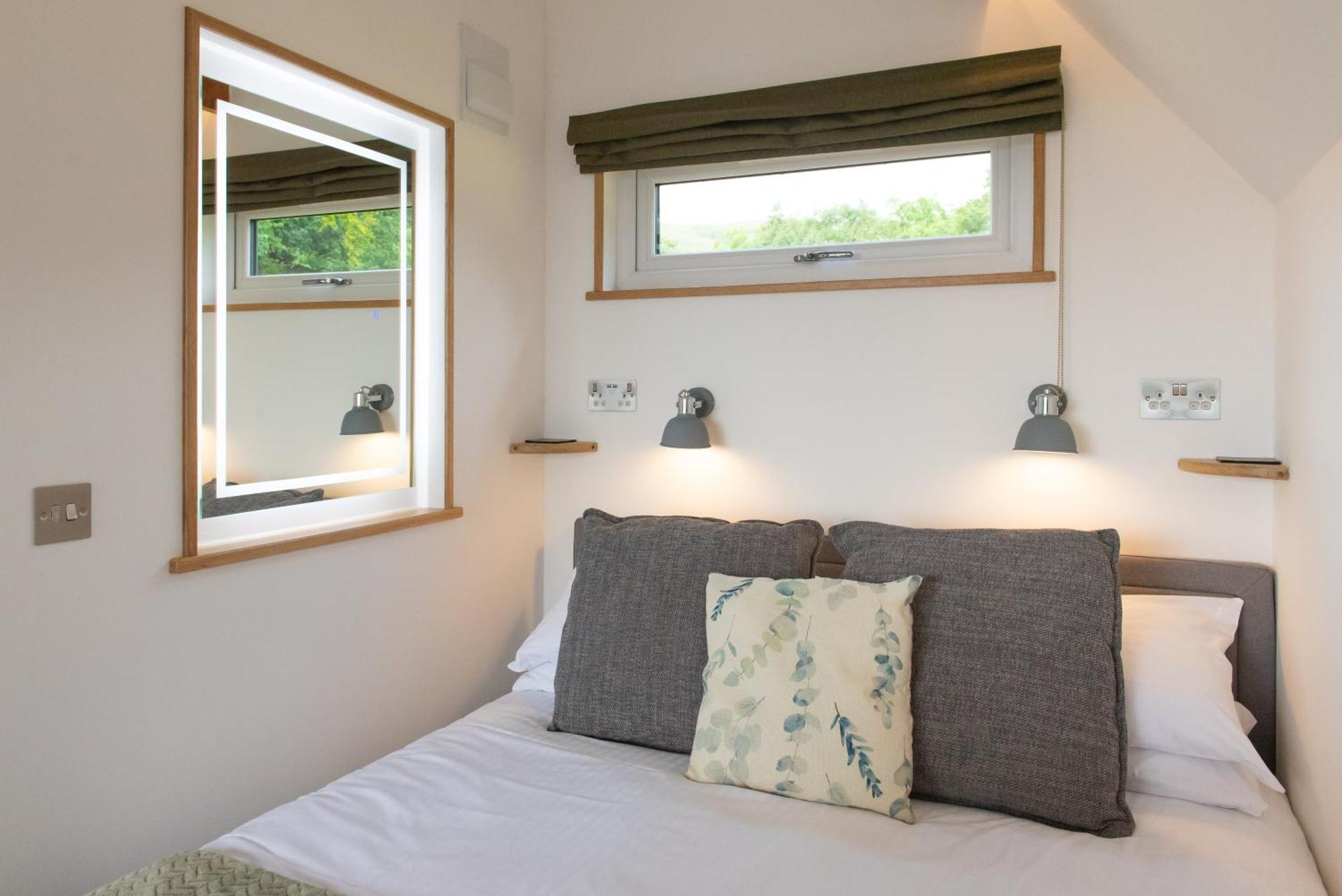 Bonnie Barns - Adults Only Luxury Lodges With Hot Tubs Luss Buitenkant foto
