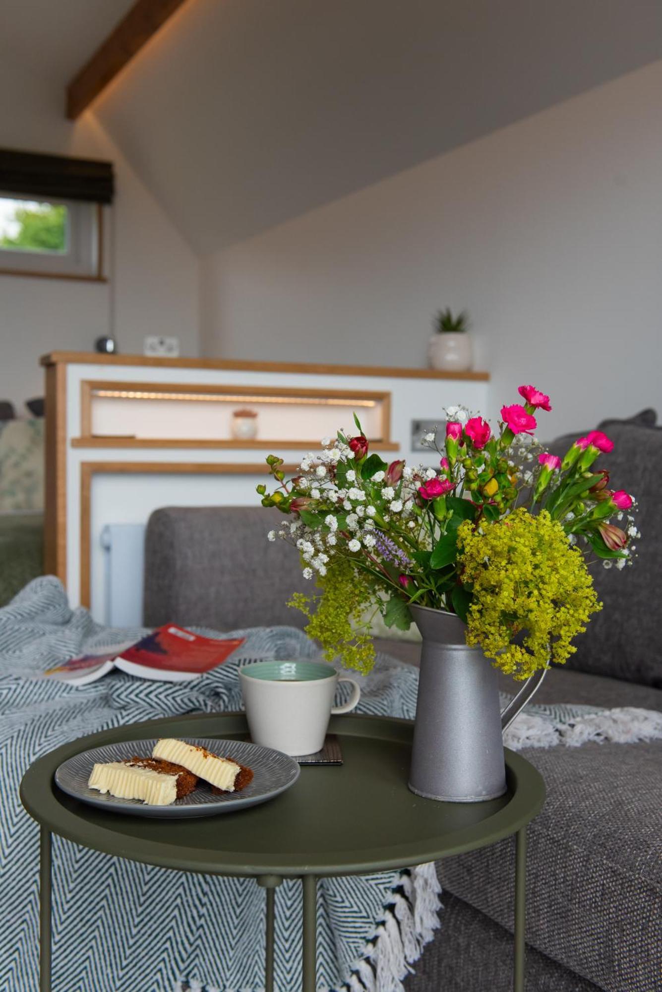 Bonnie Barns - Adults Only Luxury Lodges With Hot Tubs Luss Buitenkant foto